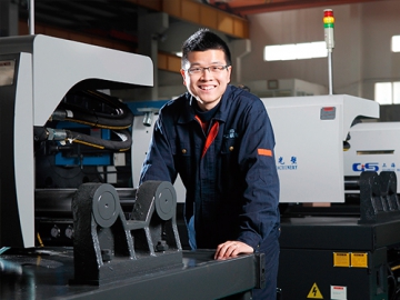 光塑大型二板式注塑機：以技術(shù)提升帶動價值體驗