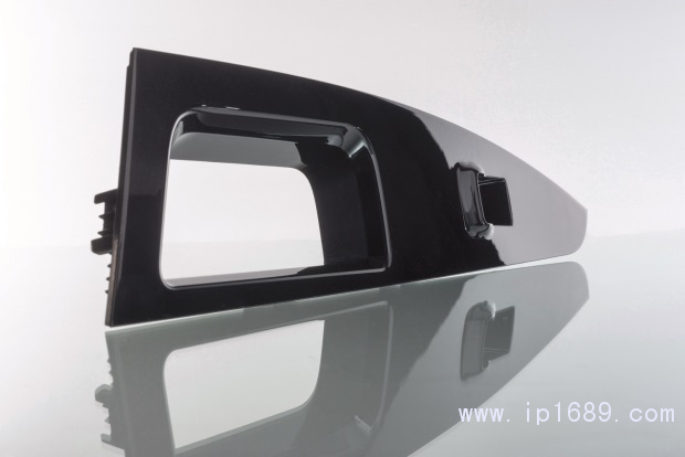 科思創(chuàng)聚合物（中國）有限公司將展示科思創(chuàng)?？吮咎mSR60高性能免噴涂汽車內(nèi)飾材料