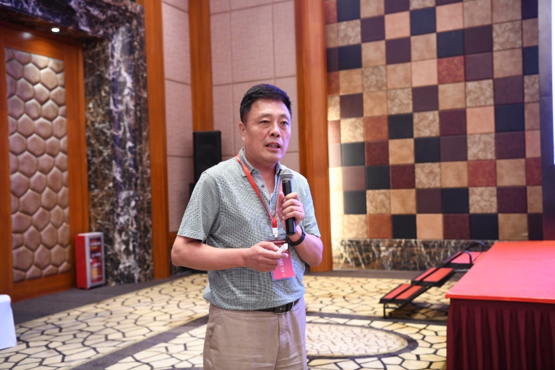 11北京化工大學、塑料機械及塑料工程研究生所長—吳大鳴