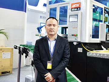 佳速注拉吹一體吹瓶機(jī)：立足廣州  定位全球