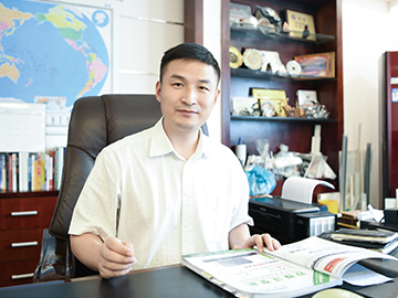 科貝?。簲D出智能化道路上的先行者