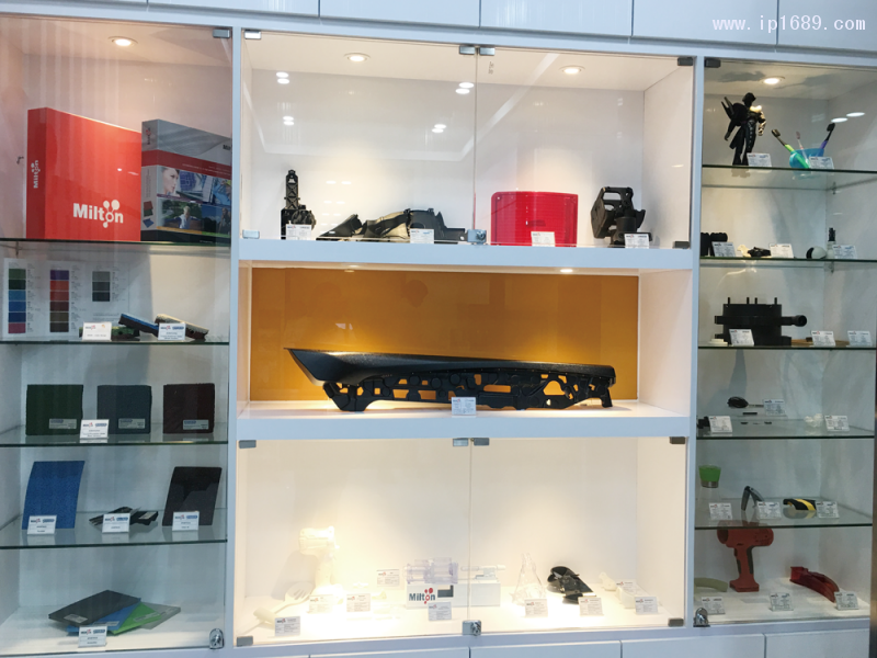 東莞港塑塑料有限公司產(chǎn)品、原料展示-(2)