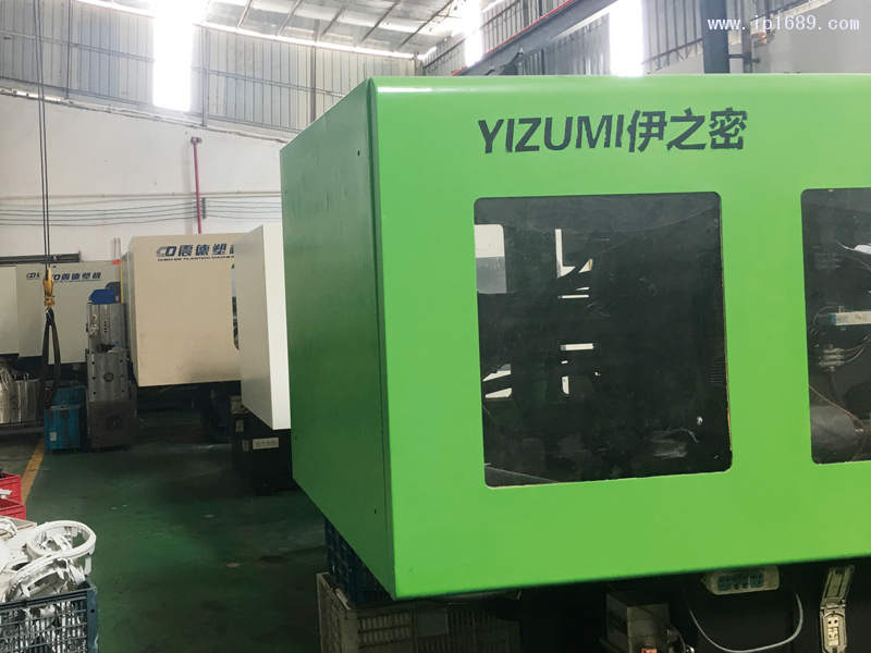 泓堯塑料模具有限公司-(4)機(jī)械車(chē)間