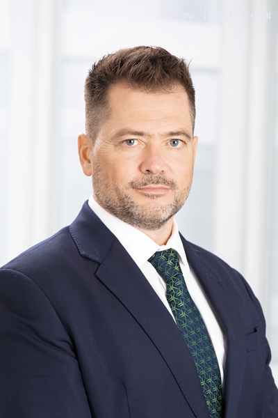 Romain-Reyre正從東南亞回到他的祖國法國全面接管ENGEL-France。