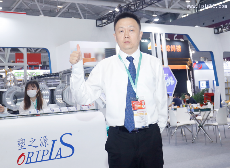 江蘇塑之源機械制造有限公司-總經理汪發(fā)兵