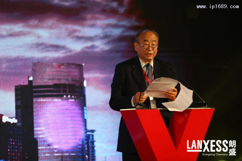 中國石油和化學工業(yè)聯(lián)合會會長李壽生