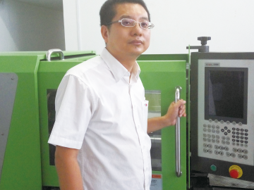 東華機(jī)械：為注塑客戶提供智能化服務(wù)
