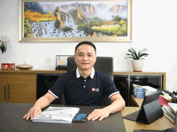 力勁塑機(jī)：與市場同步  為穩(wěn)定發(fā)展保駕護(hù)航