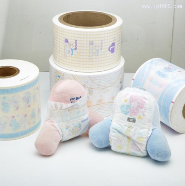 PE流延膜也是公司強(qiáng)推的產(chǎn)品之一，在選用材料階段更是把綠色環(huán)保的材料放在先選擇的位置。