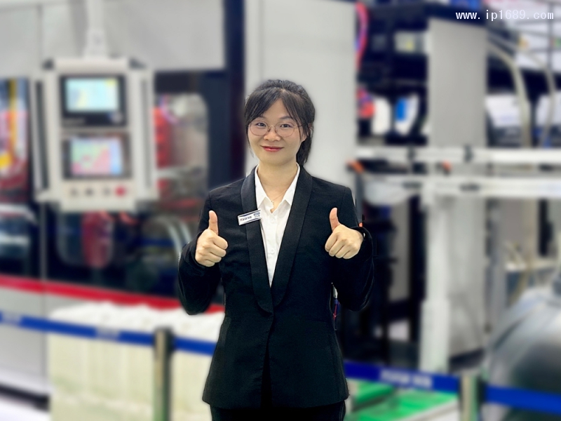 浙江同發(fā)塑機(jī)有限公司銷售總監(jiān)劉長(zhǎng)春