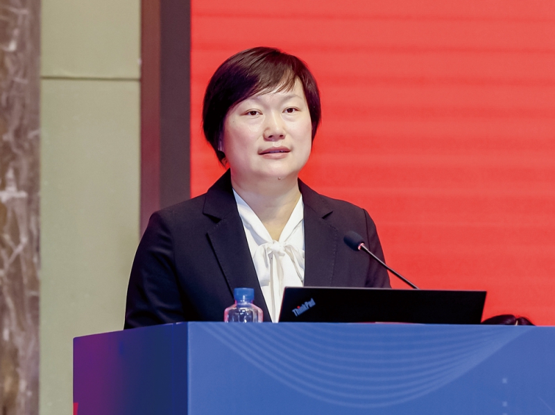 淮陽區(qū)委常委、常務(wù)副區(qū)長張麗娜-拷貝