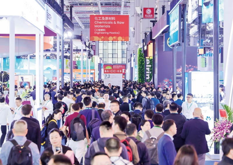 展會(huì)上下單簽約、暢談商機(jī)是常態(tài)-拷貝