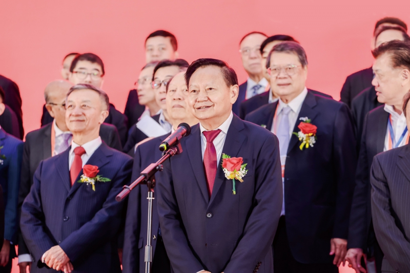 中國輕工業(yè)聯(lián)合會黨委書記、會長張崇和部長宣布2024中國國際塑料展開幕-拷貝