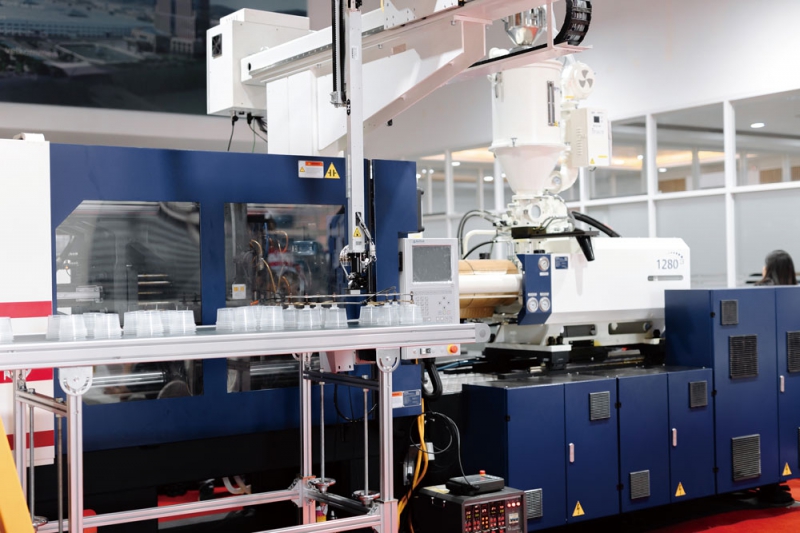 開業(yè)現場，兩臺明星機型成為焦點