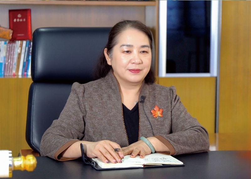 曾雪亮--董事長(zhǎng)