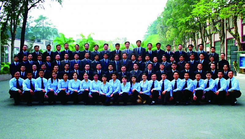 2002年12月26日，在廣州市海珠區(qū)成立廣州博創(chuàng)機(jī)械有限公司